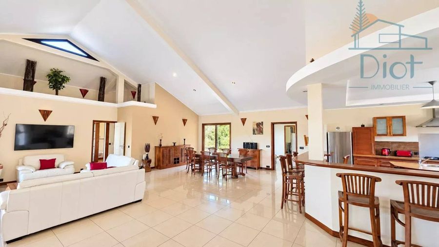 Villa 4 pièces 185 m², Savannah — 65 000 000 CFP — photo 2