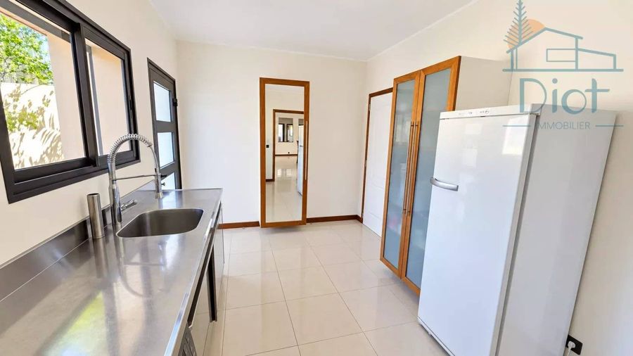 Villa 4 pièces 185 m², Savannah — 65 000 000 CFP — photo 5