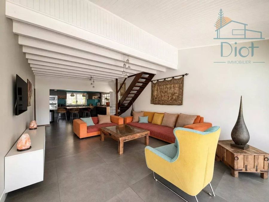 Maison 5 pièces 170 m², Tina — 60 000 000 CFP — photo 2