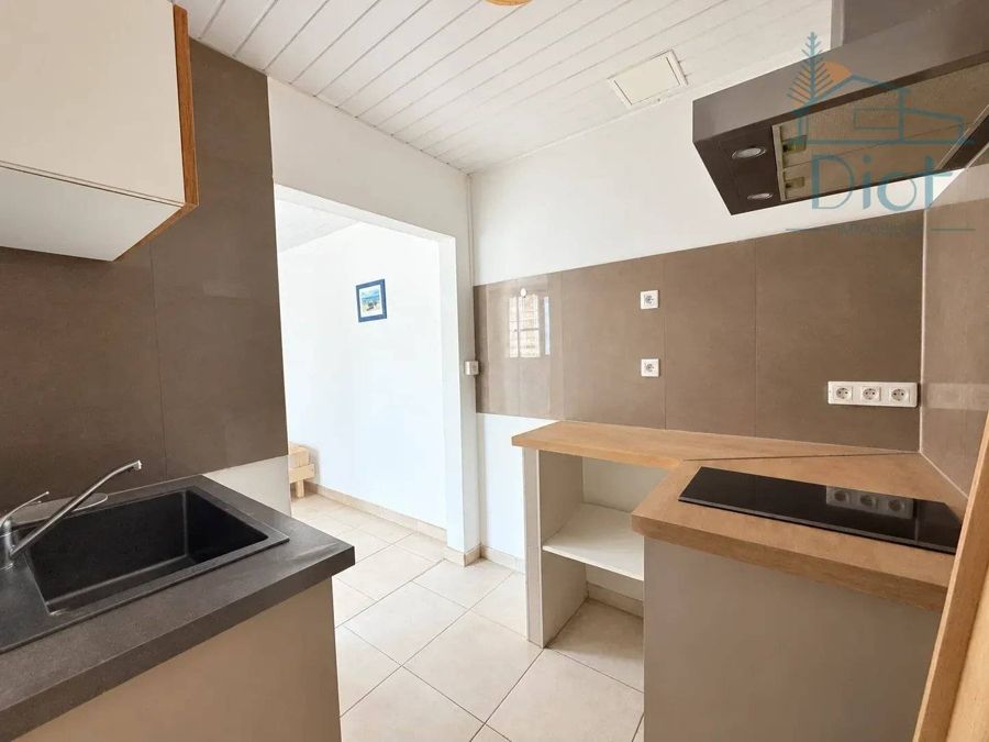 Appartement 1 pièce 25 m², Vallée du Tir — 5 900 000 CFP — photo 3
