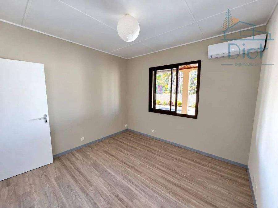 Appartement 4 pièces 120 m², Portes de Fer — 192 000 CFP — photo 4