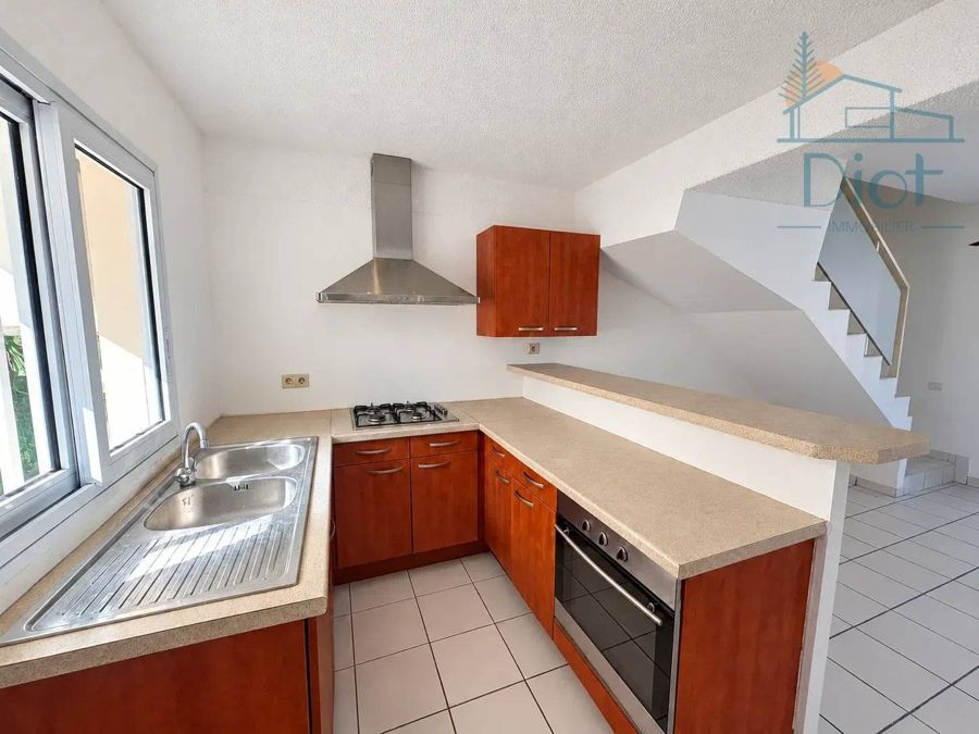 Appartement 3 pièces 48 m², Vallée des Colons — 85 000 CFP charges comprises — photo 2
