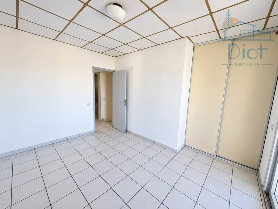 Appartement 3 pièces 48 m², Vallée des Colons — 85 000 CFP charges comprises — photo 3