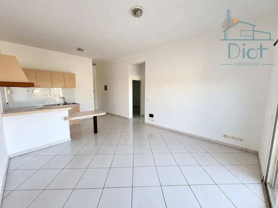 Appartement 3 pièces 60 m², Vallée des Colons — 130 000 CFP charges comprises — photo 2