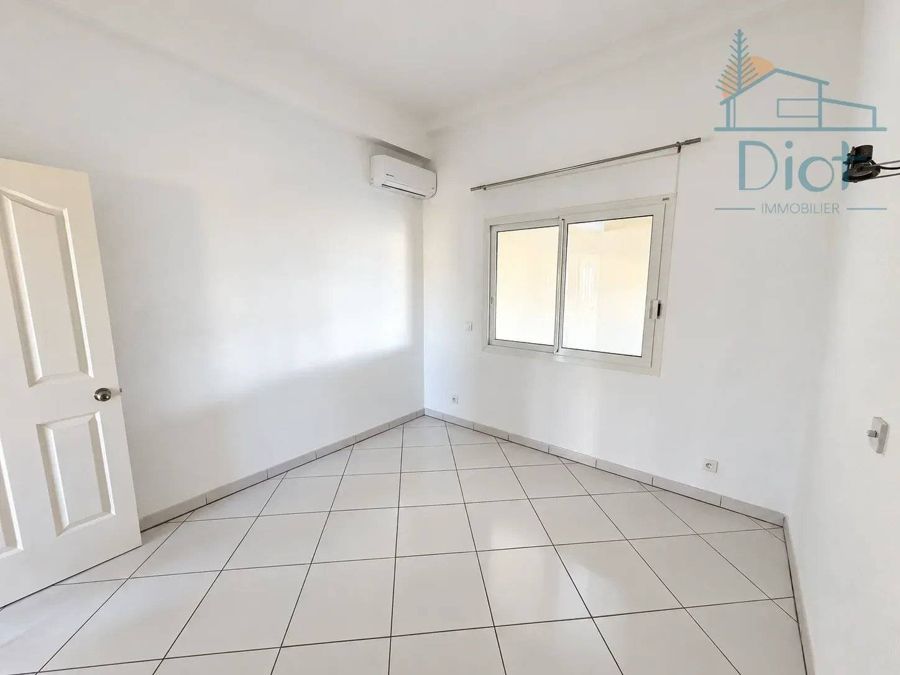 Appartement 3 pièces 60 m², Vallée des Colons — 130 000 CFP charges comprises — photo 5