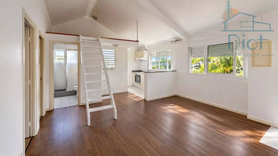 Appartement 3 pièces 55 m², Magenta — 115 000 CFP charges comprises