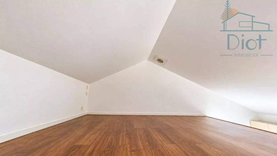 Appartement 3 pièces 55 m², Magenta — 115 000 CFP charges comprises — photo 2