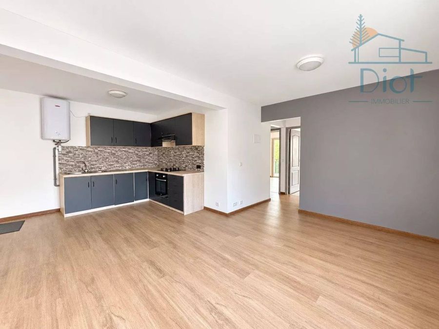 Appartement 3 pièces 58 m², Portes de Fer — 85 000 CFP charges comprises — photo 2