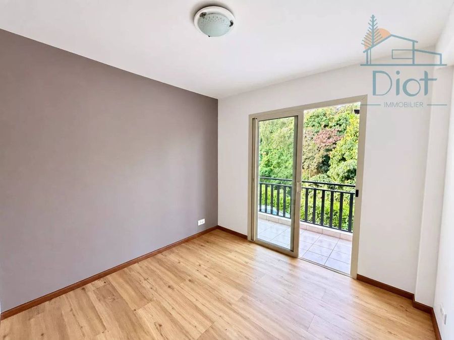 Appartement 3 pièces 58 m², Portes de Fer — 85 000 CFP charges comprises — photo 3