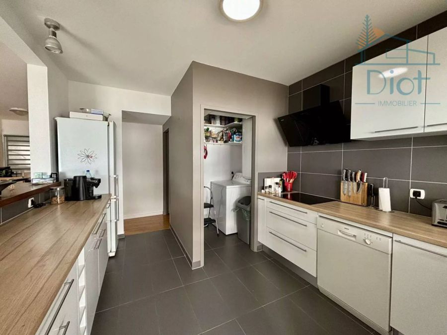 Appartement 4 pièces 115 m², Val Plaisance — 196 000 CFP charges comprises — photo 3