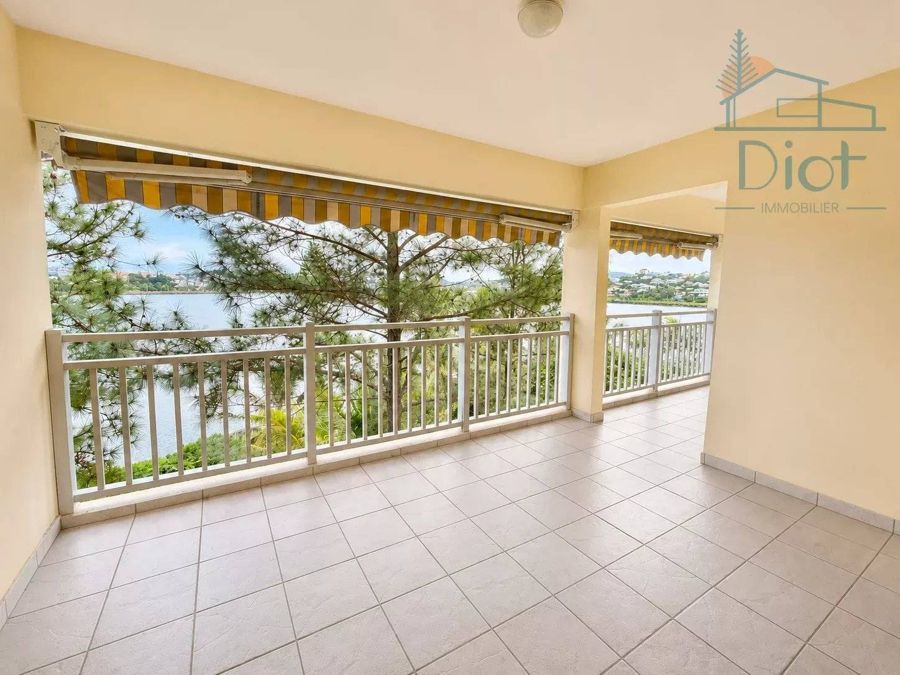 Appartement 3 pièces 82 m², Ouémo — 178 000 CFP charges comprises — photo 2