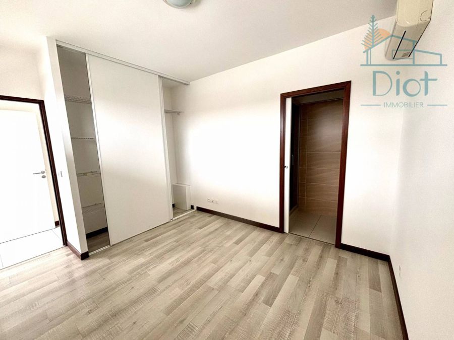 Appartement 2 pièces 43 m², Quartier Latin — 78 000 CFP charges comprises — photo 4