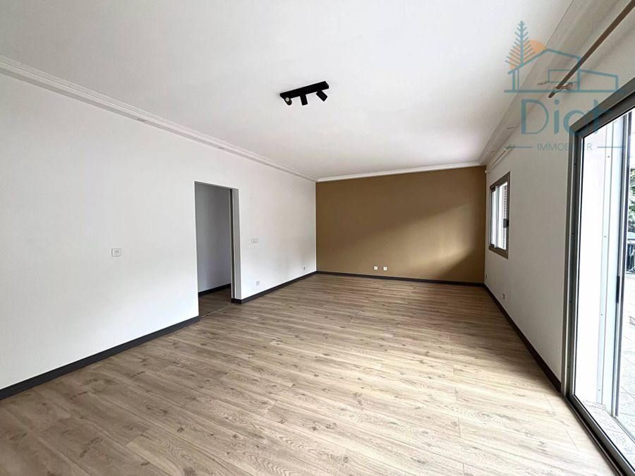 Appartement 4 pièces 100 m², Portes de Fer — 130 000 CFP charges comprises — photo 5