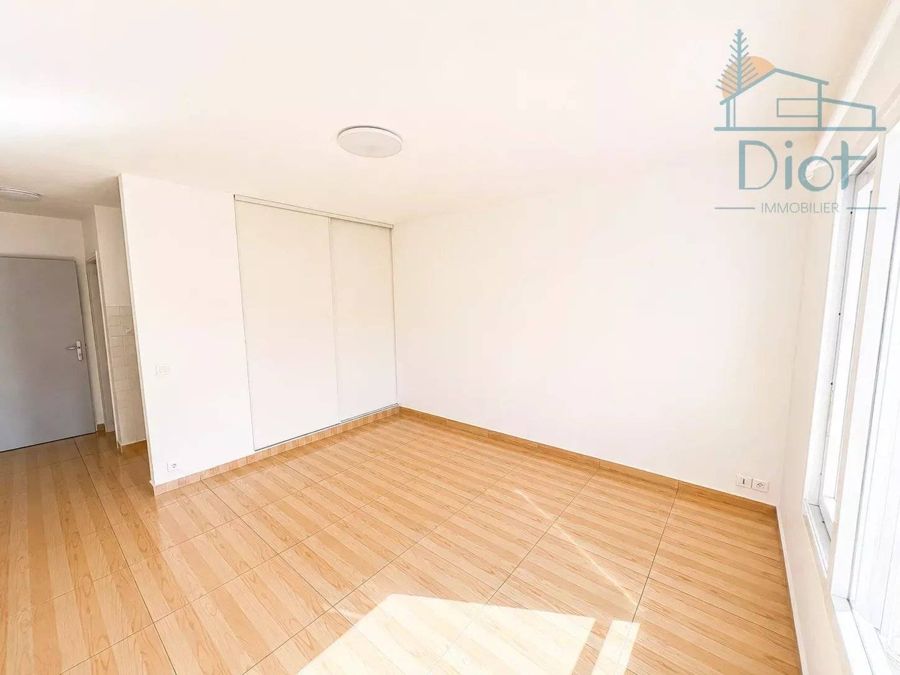 Studio 1 pièce 22 m², Ouémo — 61 000 CFP charges comprises — photo 3