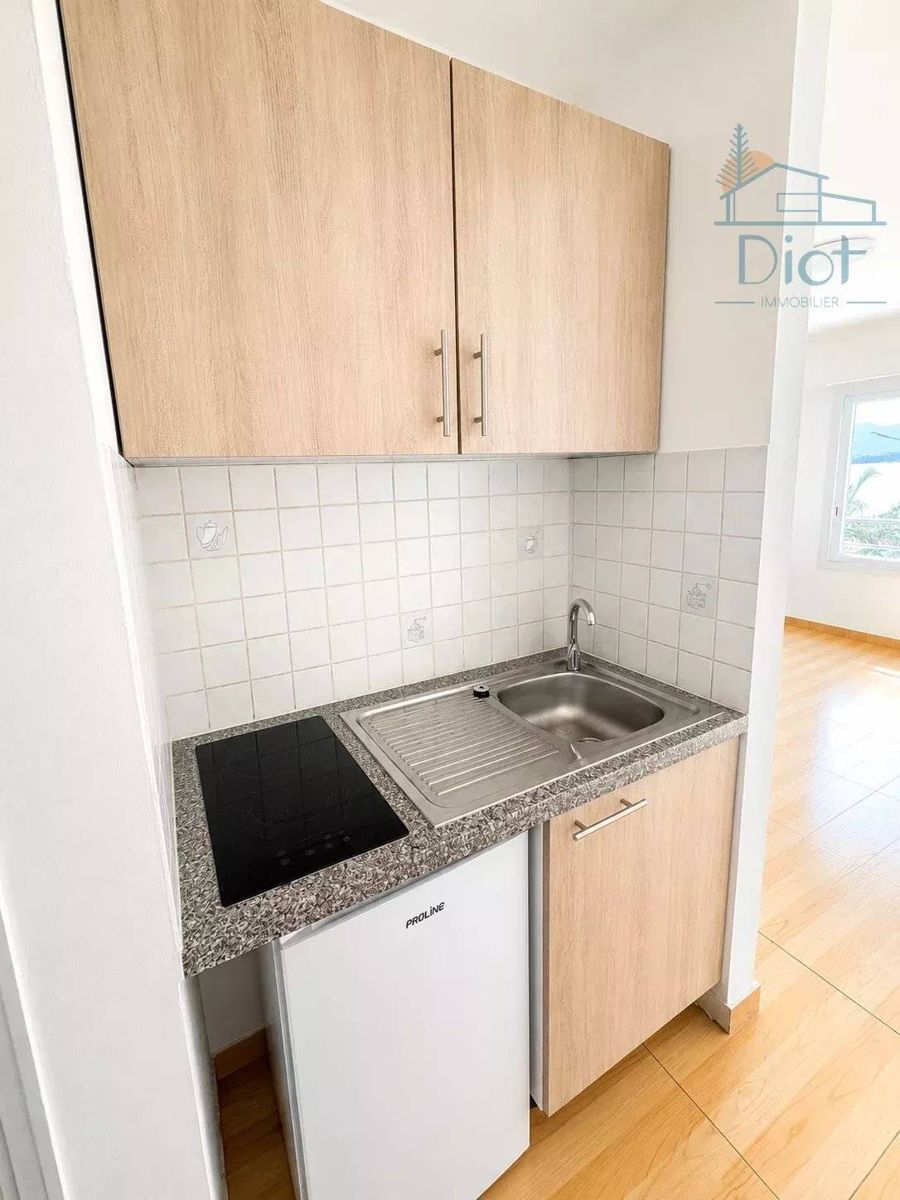 Studio 1 pièce 22 m², Ouémo — 61 000 CFP charges comprises — photo 4