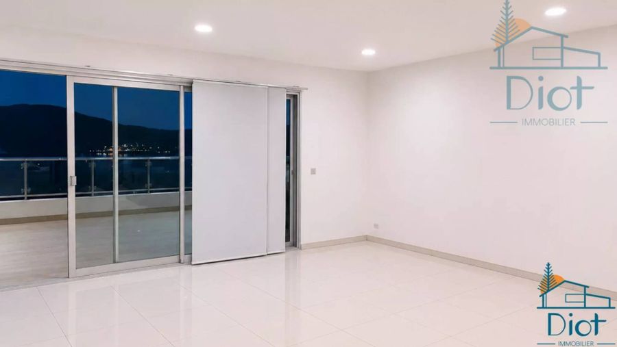 Appartement 4 pièces 96 m², Nouville — 165 000 CFP charges comprises — photo 2