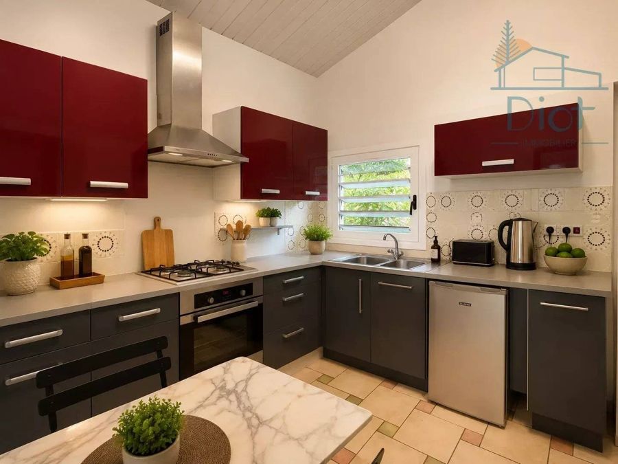 Maison 4 pièces 150 m², Plum — 230 000 CFP — photo 3