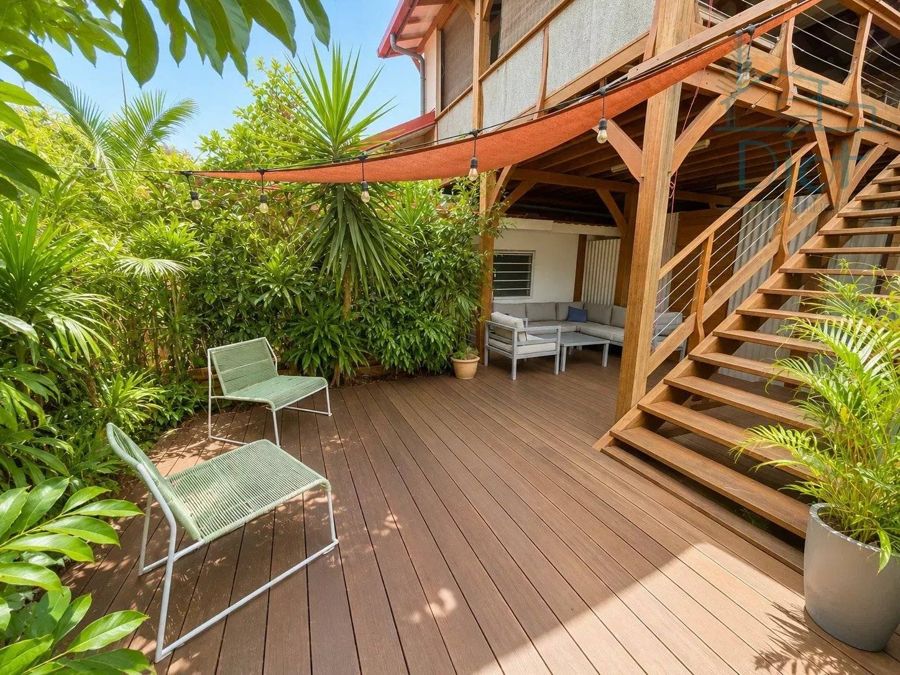 Villa 3 pièces 133 m², Plum — 170 000 CFP — photo 2