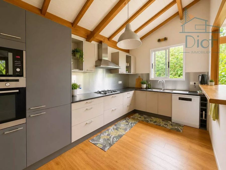 Villa 3 pièces 133 m², Plum — 170 000 CFP — photo 5