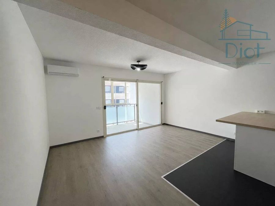 Appartement 2 pièces 46 m², Quartier Latin — 82 000 CFP charges comprises