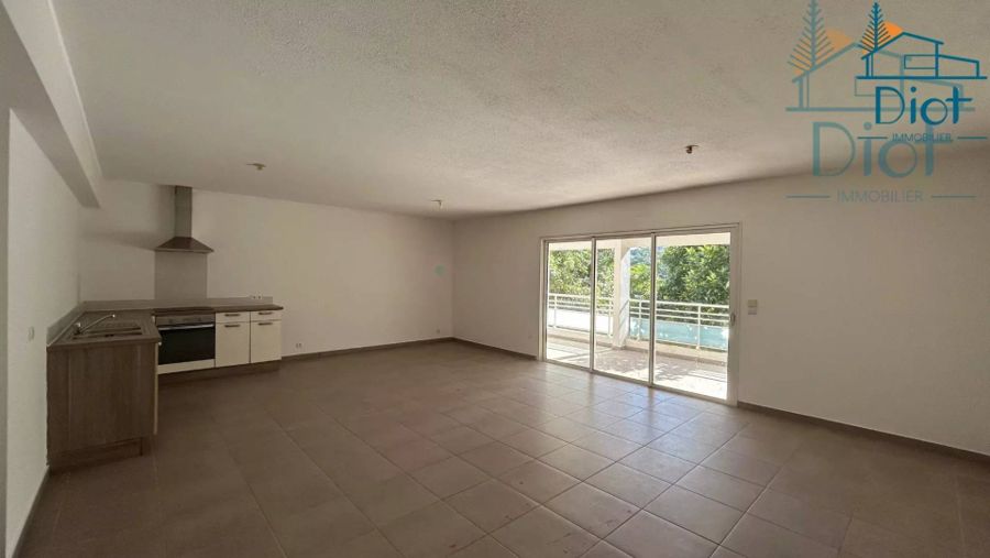 Appartement 3 pièces 93 m², Boulari — 97 500 CFP charges comprises — photo 2