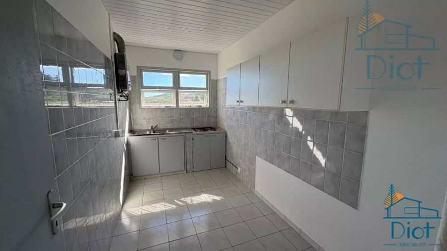 Appartement 3 pièces 70 m², Ducos — 90 000 CFP charges comprises — photo 5