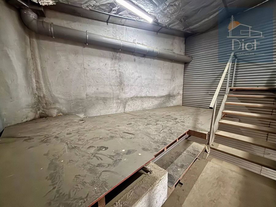 Entrepôt 100 m², Ducos — 80 000 CFP — photo 4