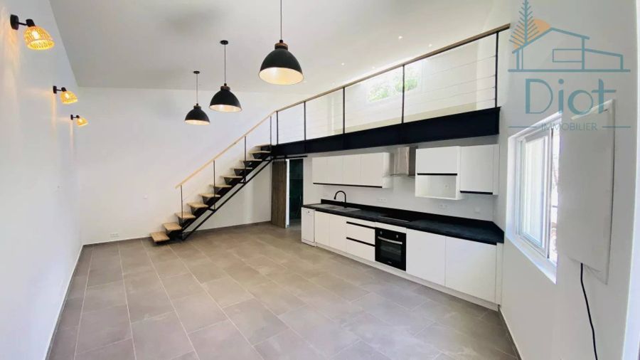 Appartement 3 pièces 72 m², Vallée des Colons — 86 000 CFP