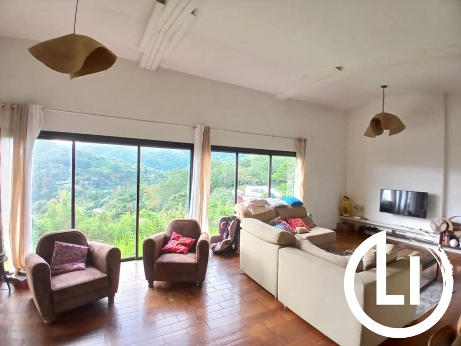 Maison 5 pièces 130 m², Yahoue — Prix sur demande — photo 2