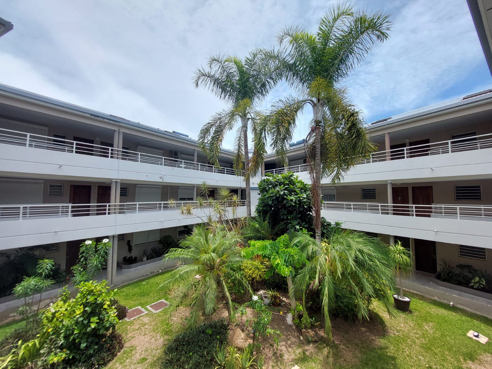 F4 Duplex Ouémo - 32 000 000 XPF