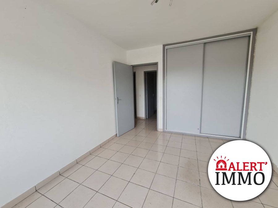 Local commercial, Yahoué — 17 990 000 CFP — photo 3