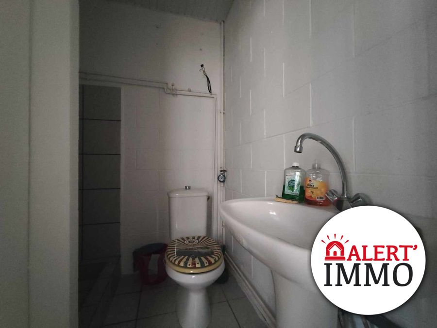 Local commercial, Faubourg Blanchot — 90 000 CFP — photo 5